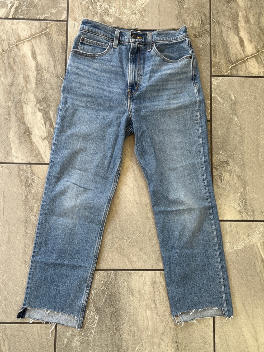 💙 Levi's Premium 70s High Slim Straight Jeans Size 27 Medium Wash Zipper Fly